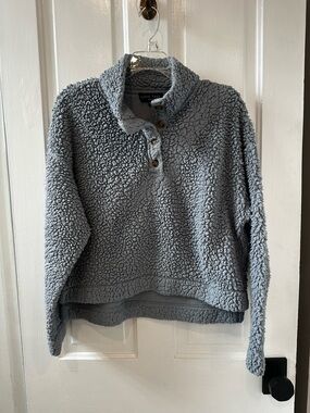 Love Tree Light Gray Sherpa Henley Pullover
